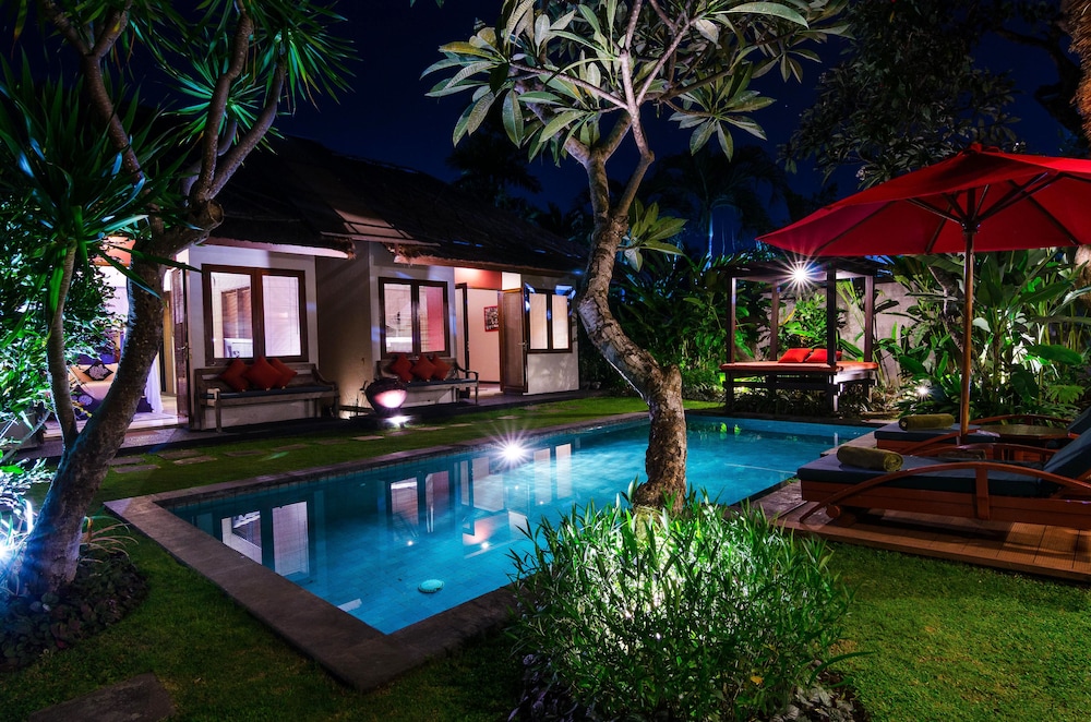 Imani Villas 30/46
