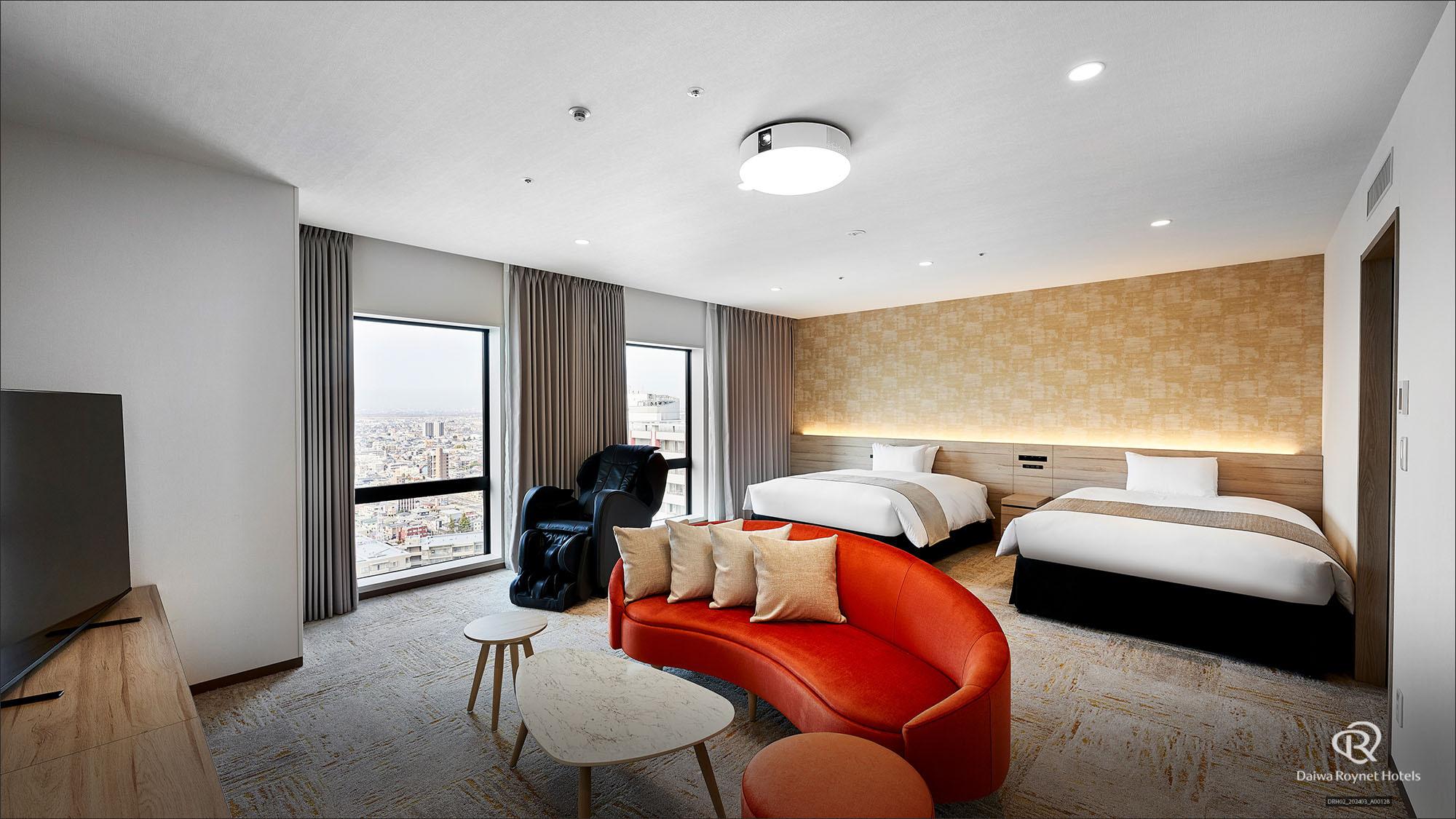 Junior Suite, Family