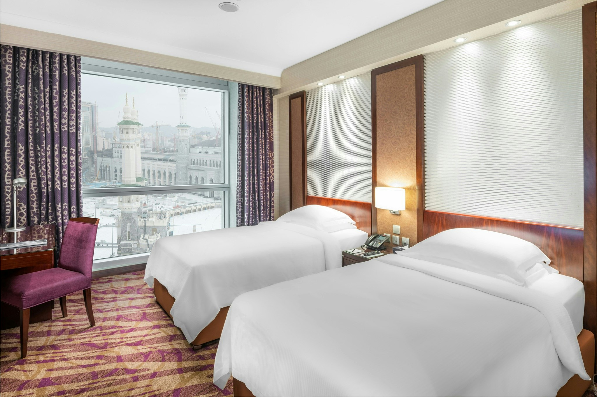 ROOM, TWIN BEDS, PARTIAL KAABA VIEW