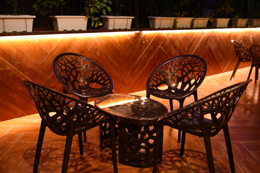 Karon Hotel Lajpat Nagar 55/60
