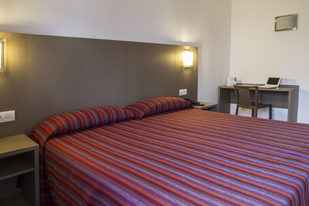 Hotel Montesol 36/64