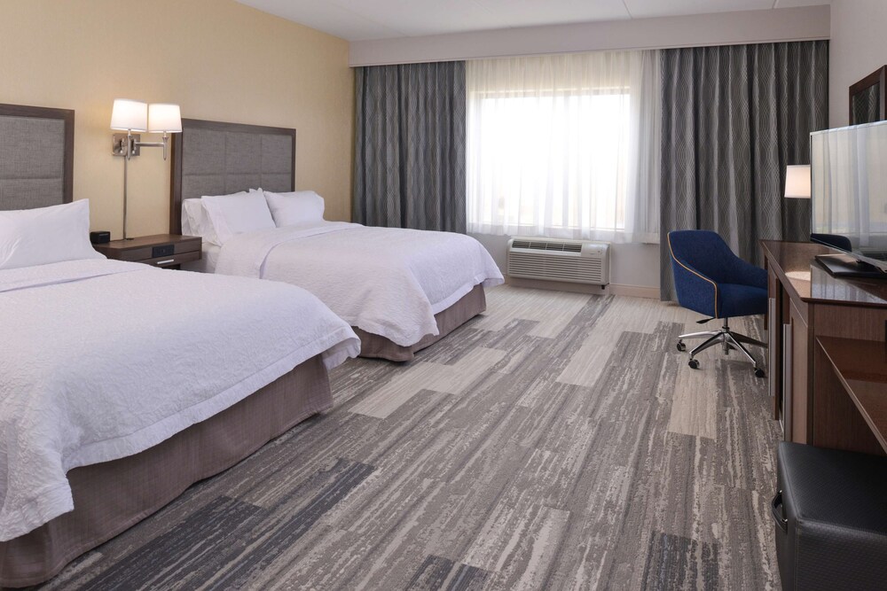 Hampton Inn & Suites Cincinnati-Mason 9/31
