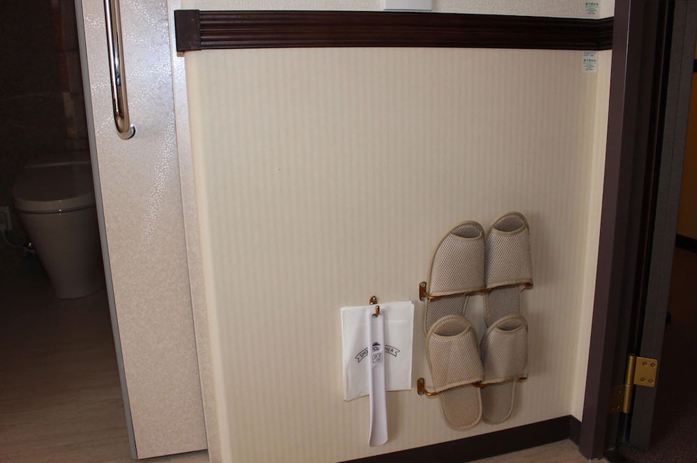 Toyoko Inn Yokohama Kannai Ex Toyoko Inn Yokohama Minatomirai Sen Nihon Odori Ekimae 19/65
