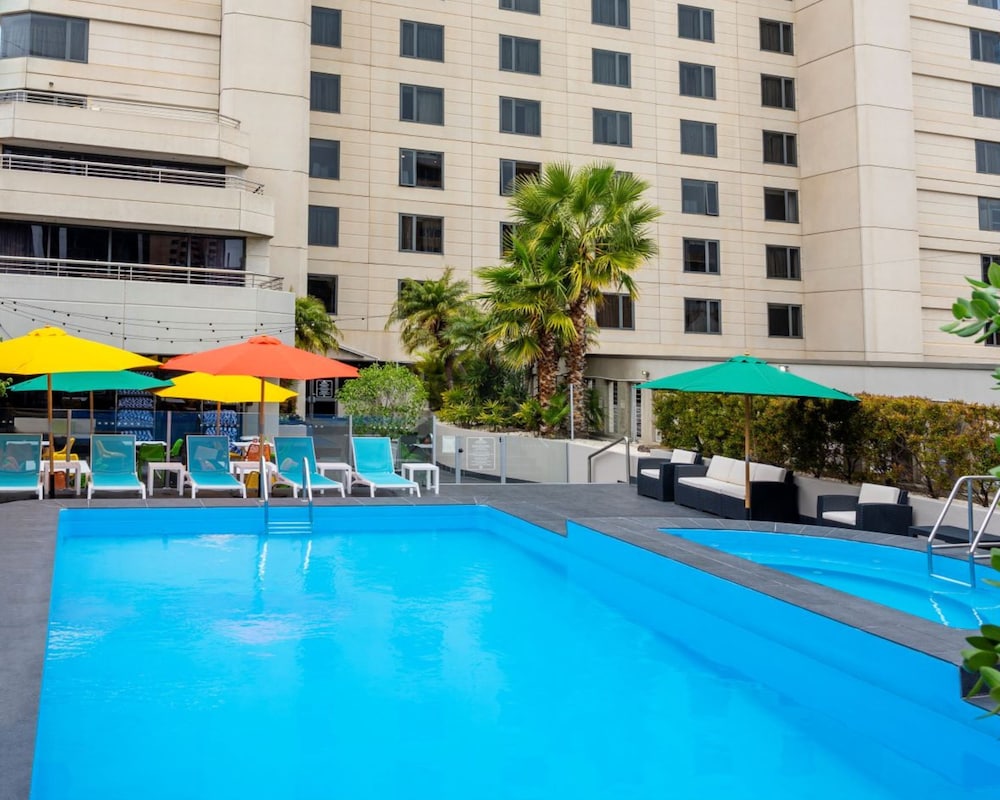 Hotel Grand Chancellor Adelaide 64/67