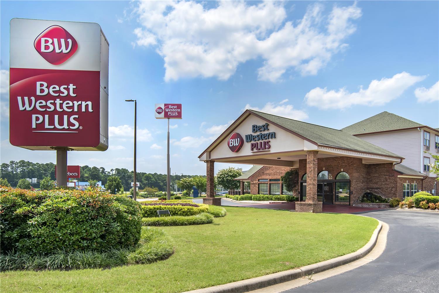 Best Western Plus Bessemer Hotel & Suites 16/16