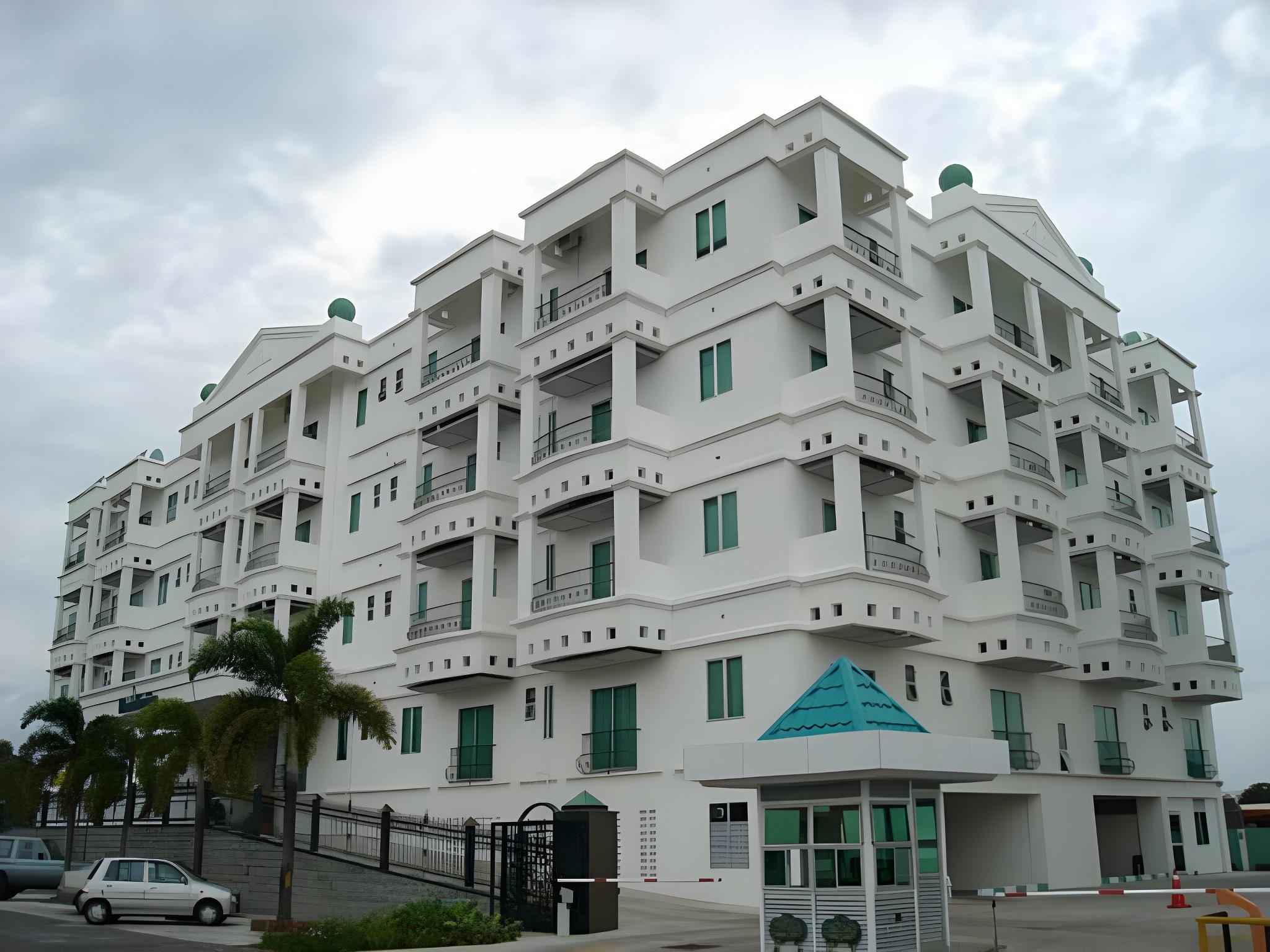 2 BEDROOMS, APARTMENT, 1 KING AND 1 SINGLE BEDS