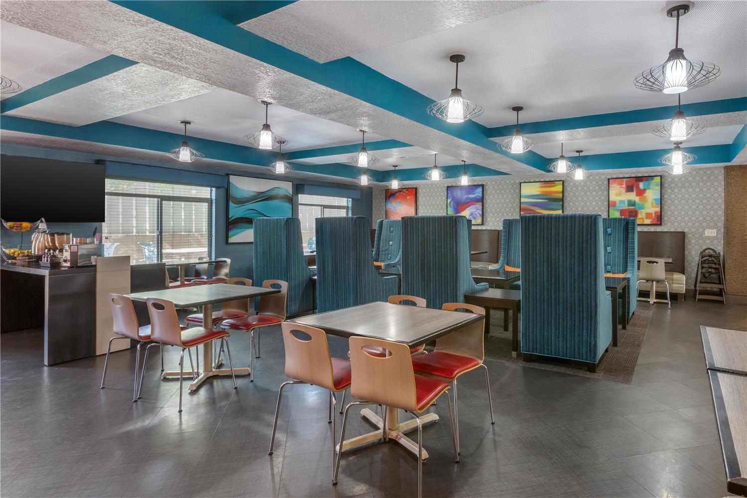 Best Western Plus Gallup Inn And Suites 29/37