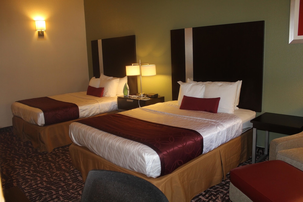 Best Western Plus The Woodlands 8/31