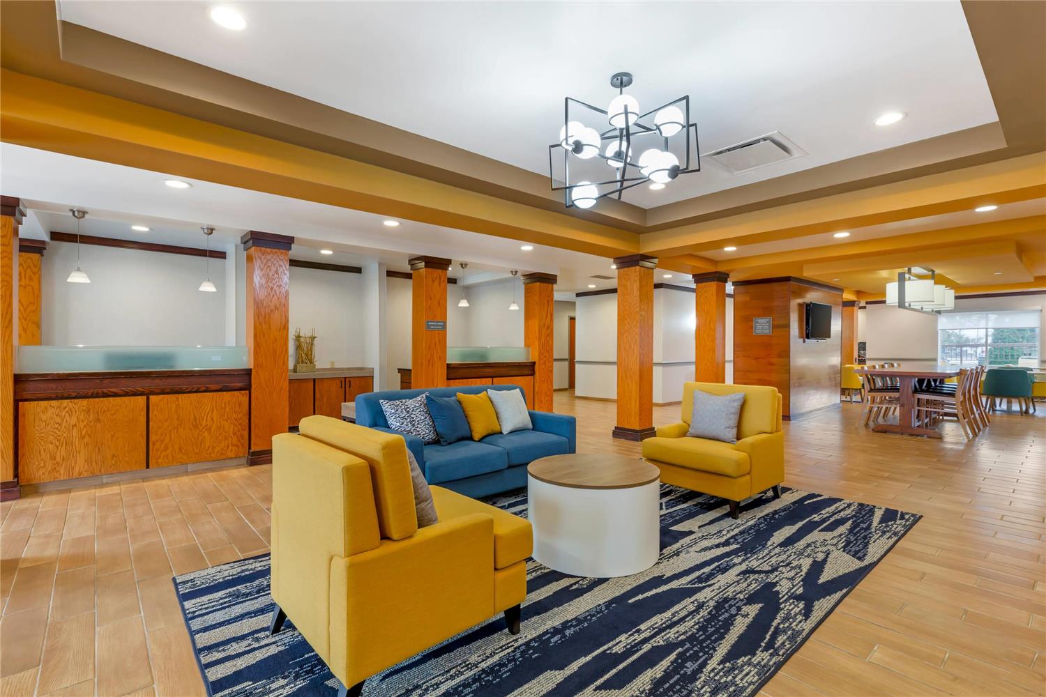 Comfort Inn and Suites Akron South 23/39