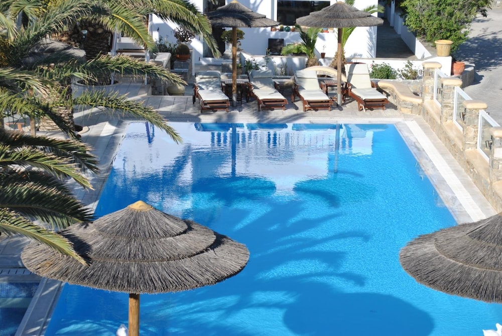 PETINAROS HOTEL 49/69