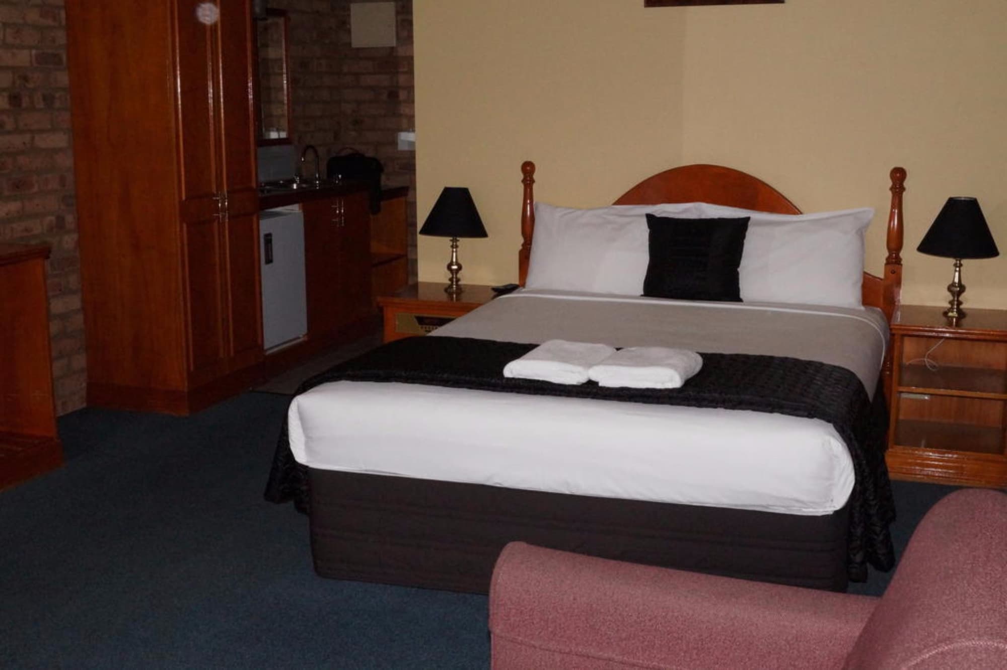 Spa, Suite, Queen Bed، MERCURE PORT OF ECHUCA 5/7