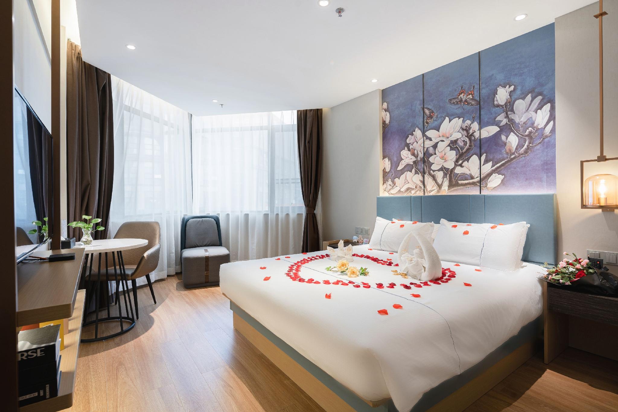 Magnotel guiyang fountain commercial center subway station hotel 13/37