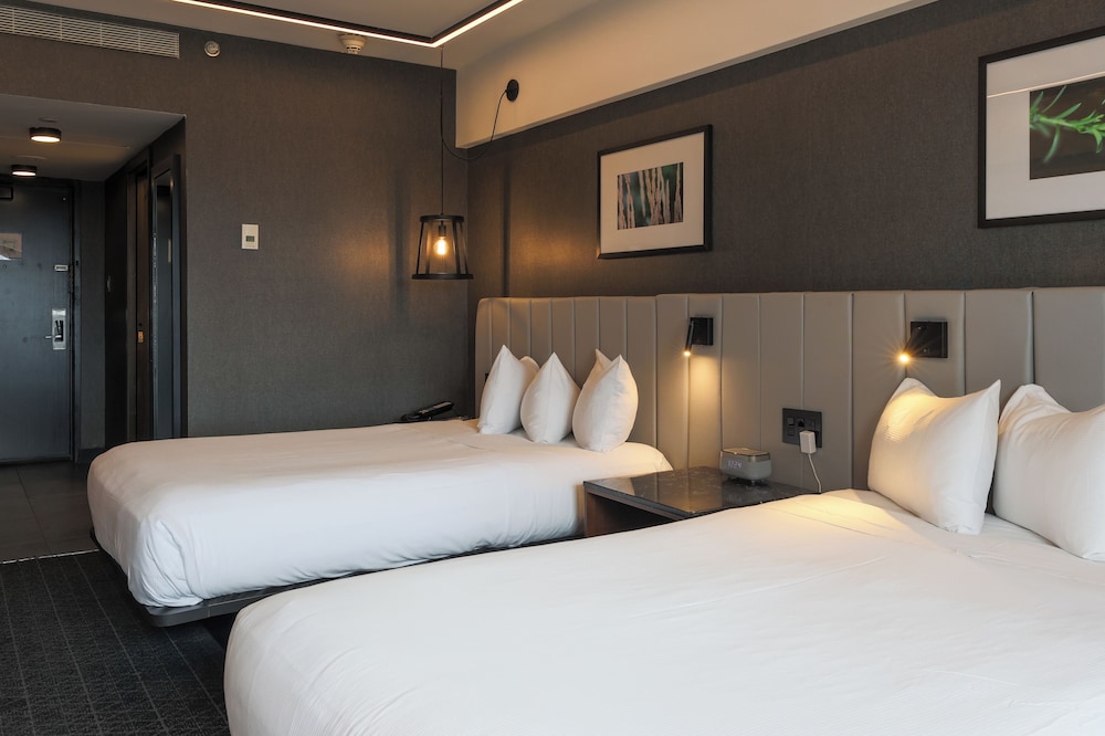 SUPERIOR, 2 QUEEN BEDS