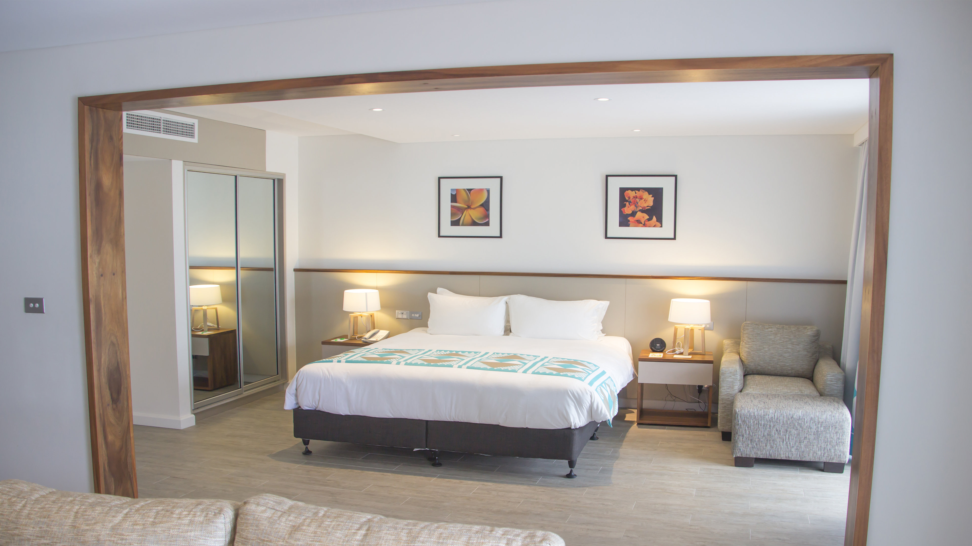Holiday Inn Suva 16/79