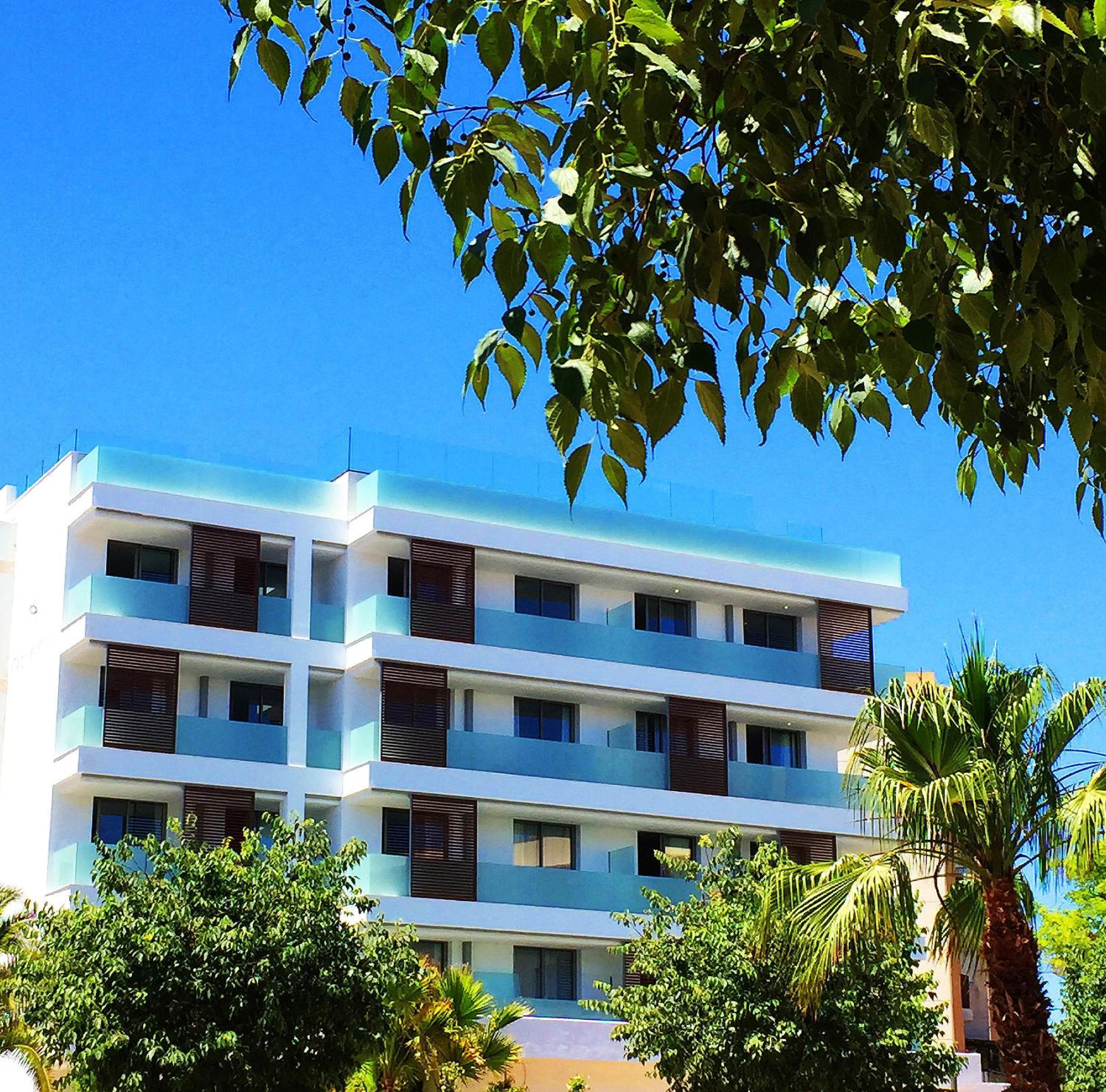 Apartamentos B-Llobet Sun & Confort 4/50