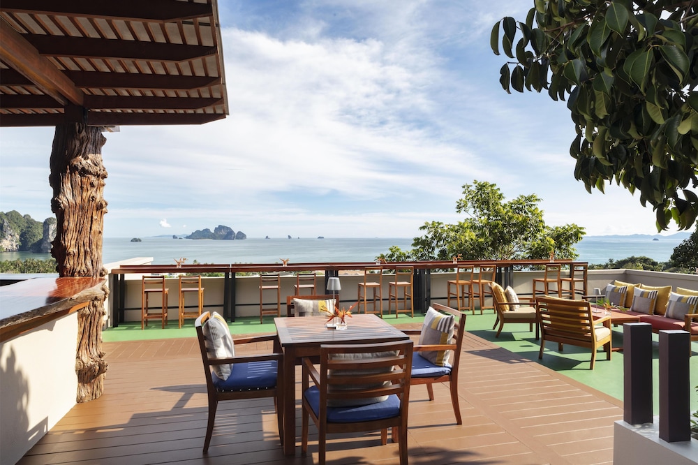 Avani Ao Nang Cliff Krabi Resort 62/75