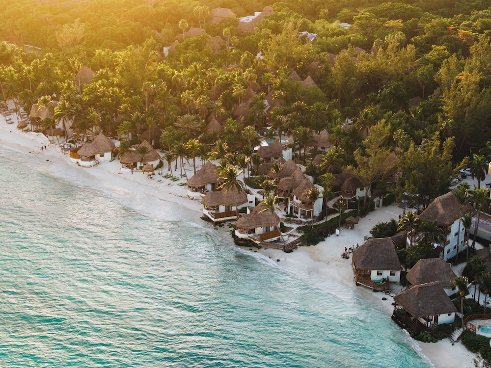 Mahekal Beach Resort 43/48