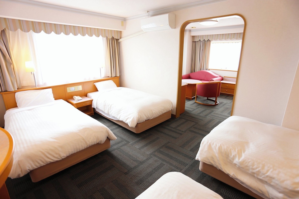 Hotel Castle Inn Ise Meotoiwa 9/23