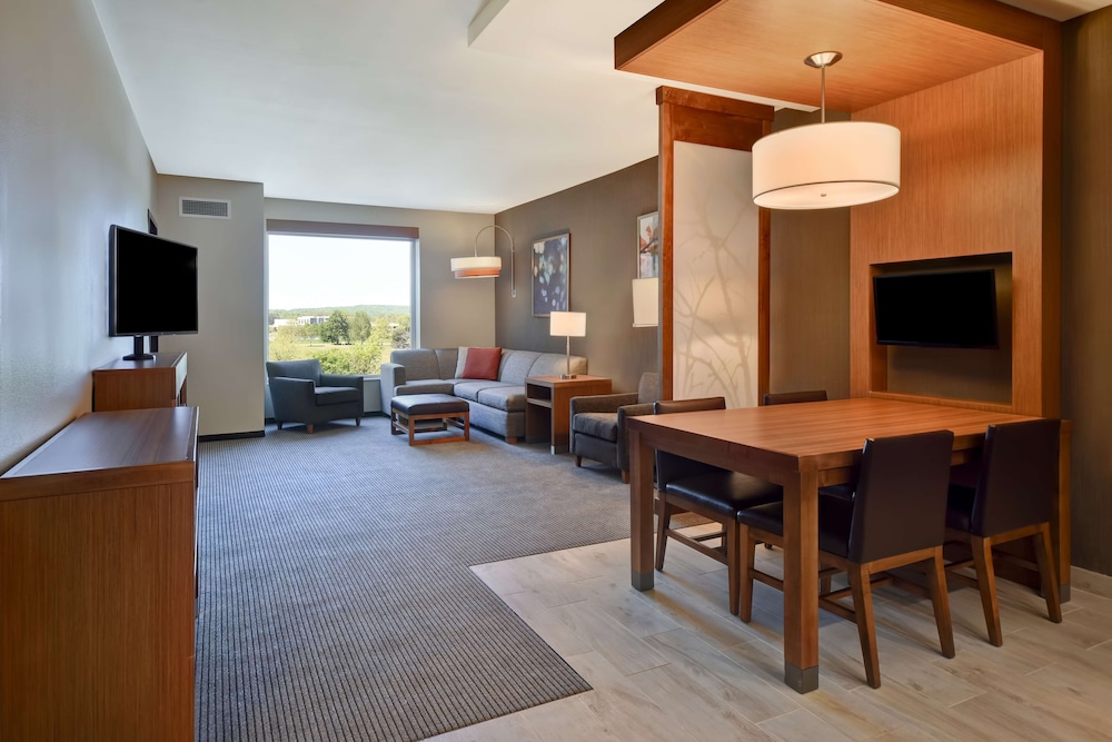 Hyatt Place Huntsville 40/53