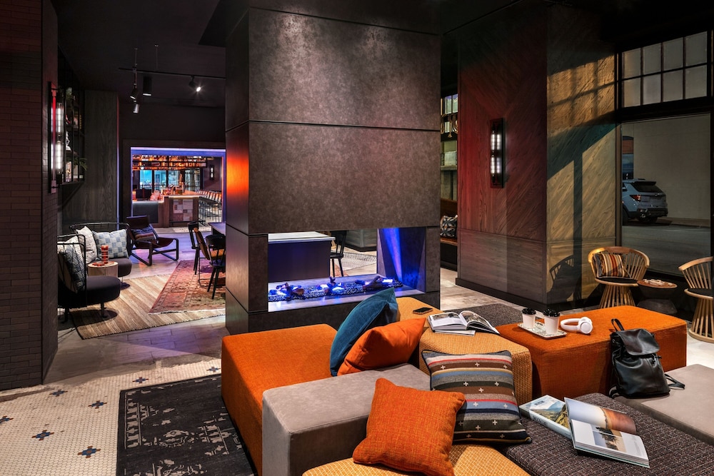Moxy Springfield Downtown 39/55