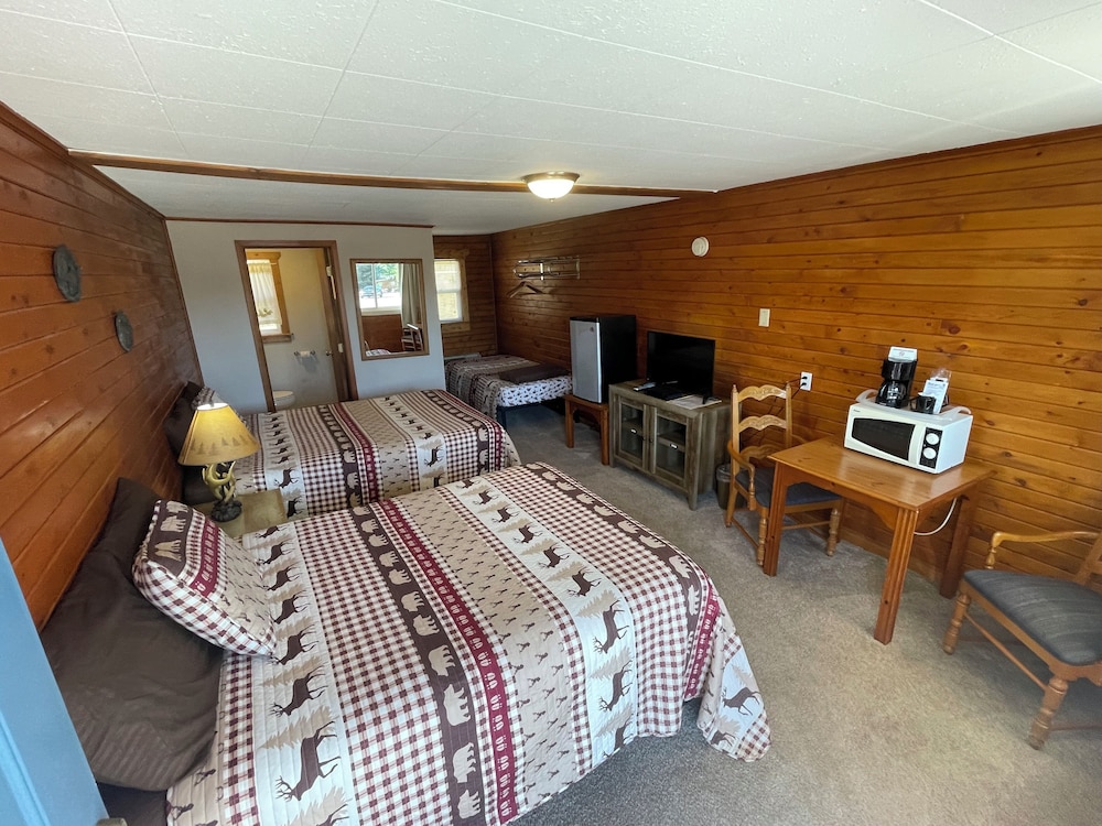 El Rancho Motel 28/51