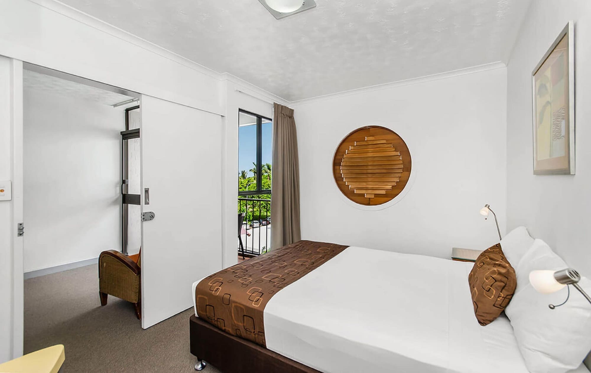 1 BEDROOM, APARTMENT