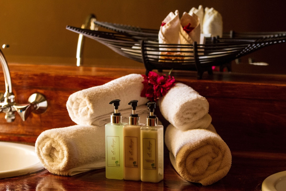 Le Mirage Desert Lodge Spa 12/50