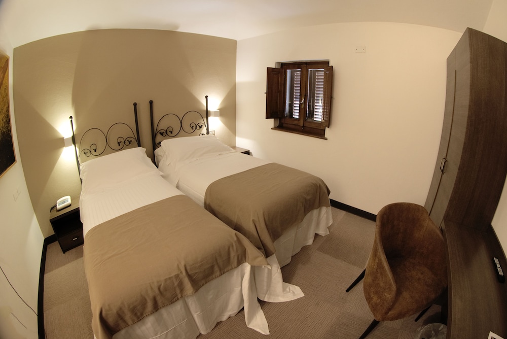 Albergo Del Chianti 24/54