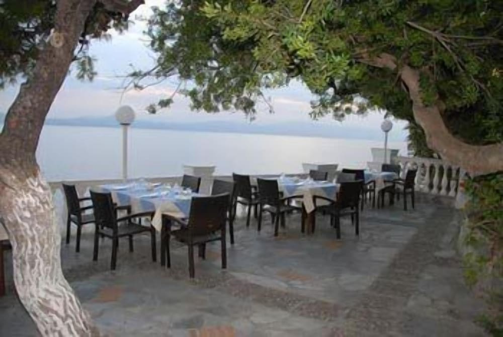 Pappas Loutraki 45/66