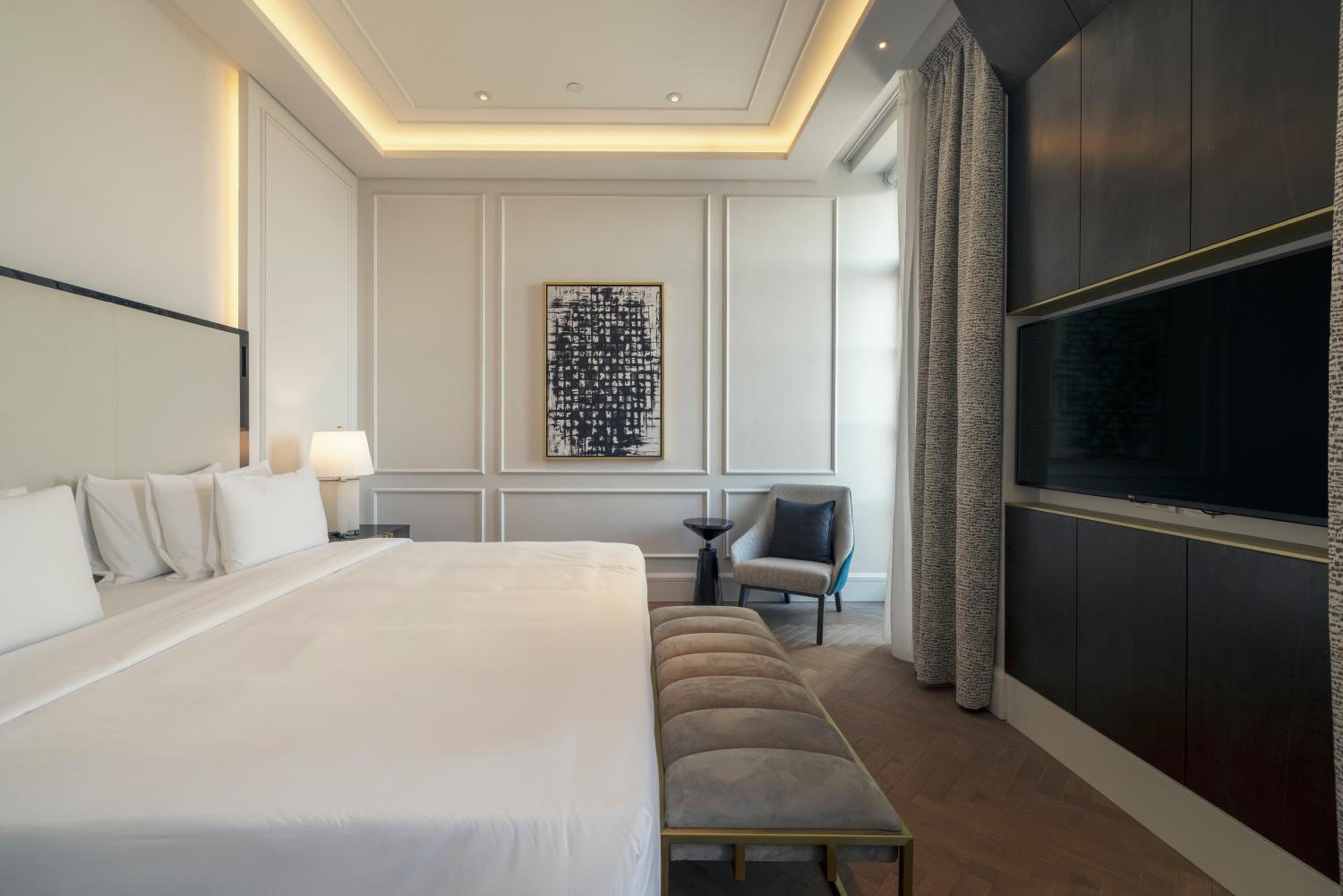 2 Bedrooms, Collection, Suite