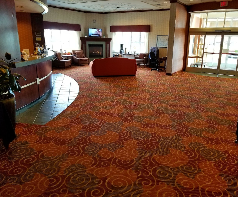 Rock Island Inn & Suites Marshalltown 2/55