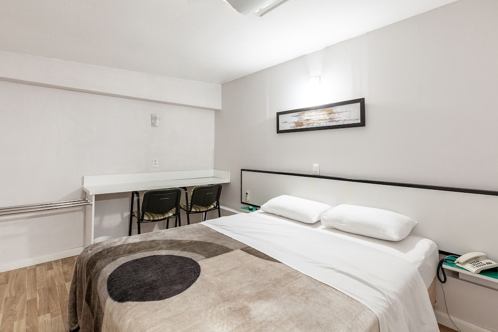 Tri Hotel Smart Caxias 17/60