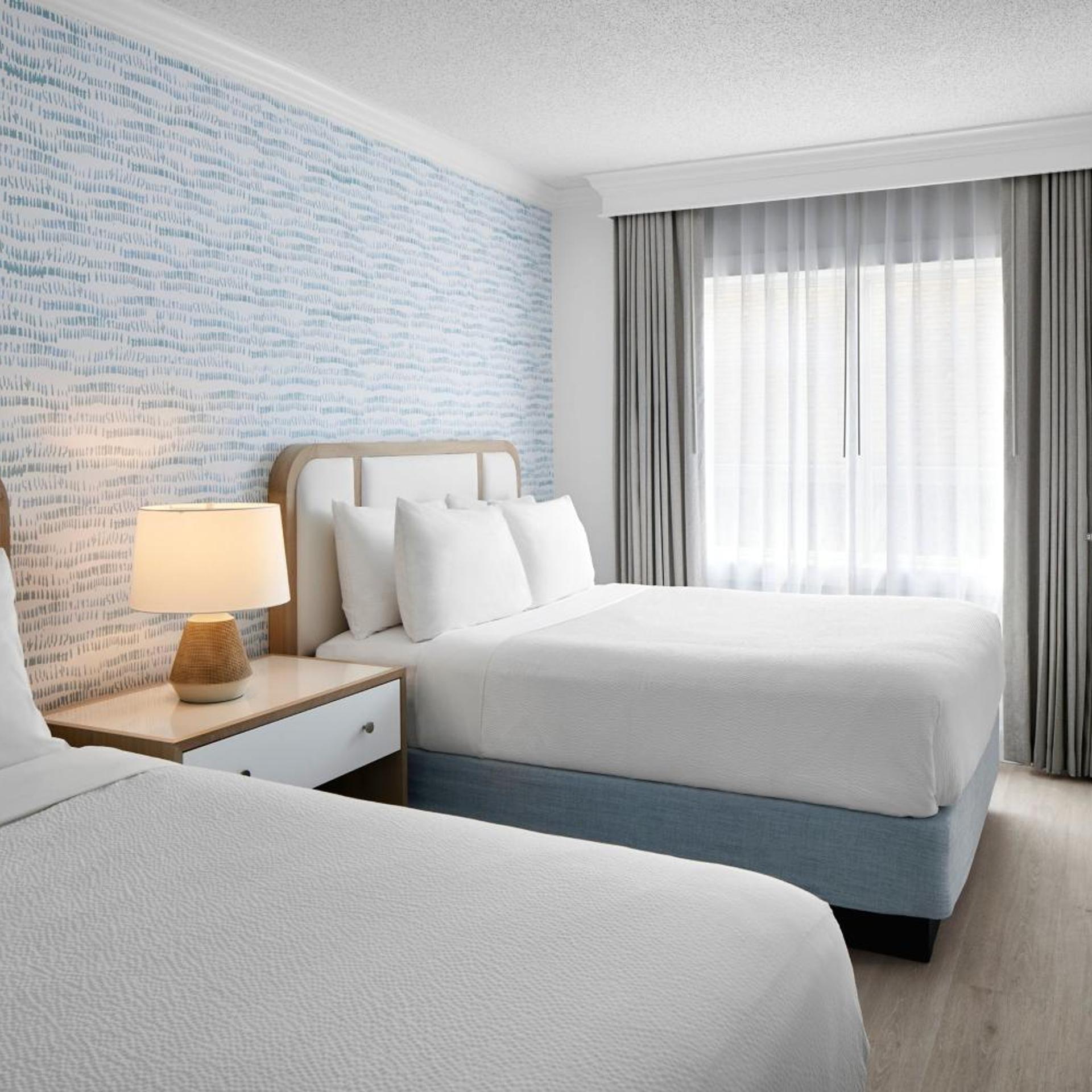 1 Bedroom, Suite, Queen Bed, City View