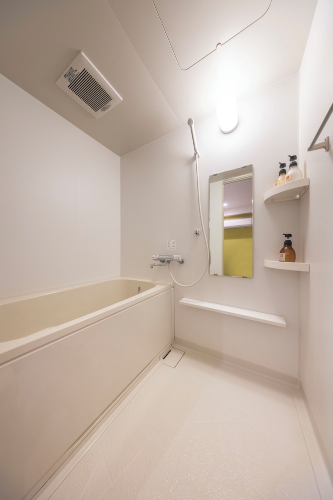 Hotel Cerezo 46/47