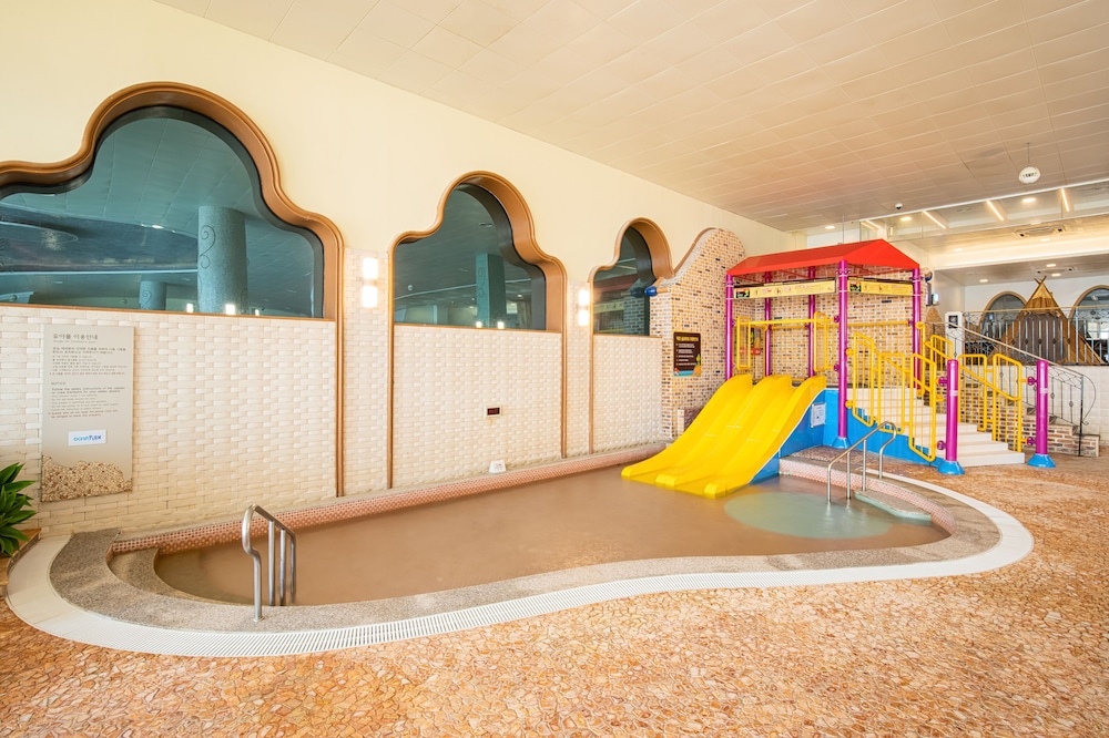 Sol Beach Yangyang 24/50