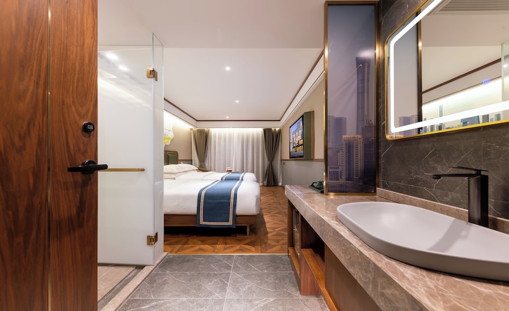 Nostalgia S Hotel (Beijing CCTV) 45/47