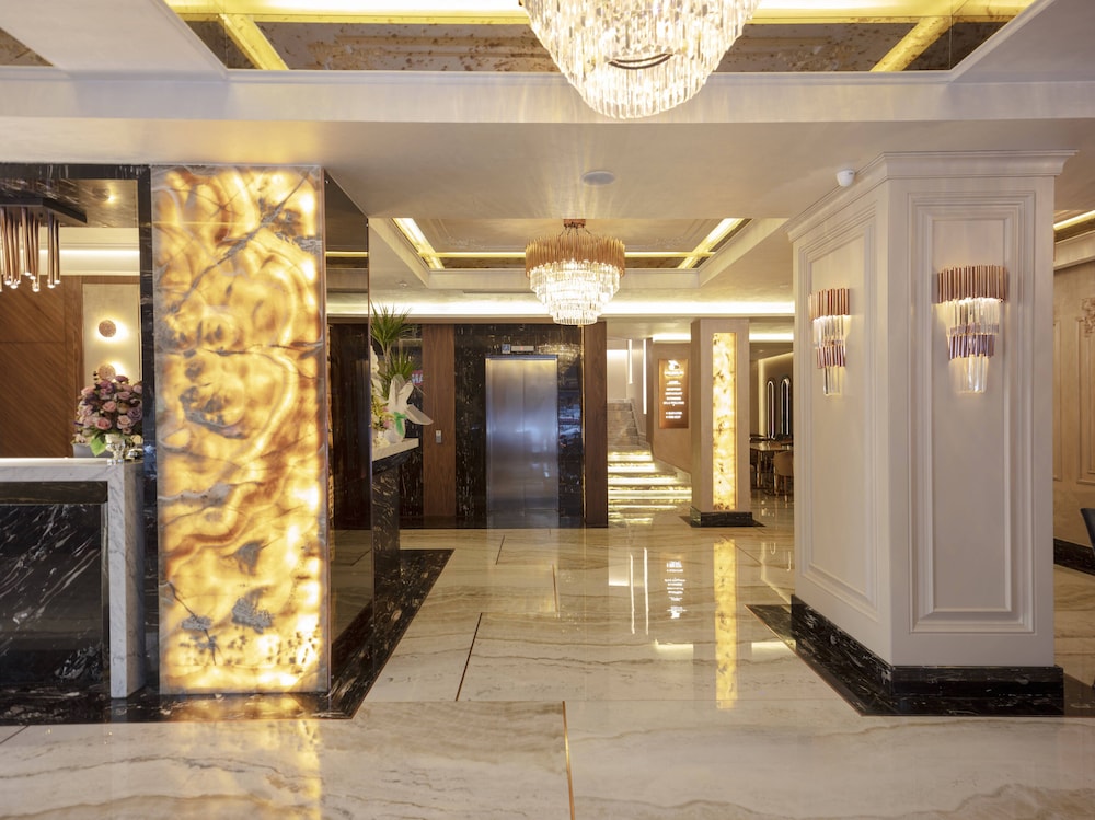 Danis Hotel Istanbul 8/60