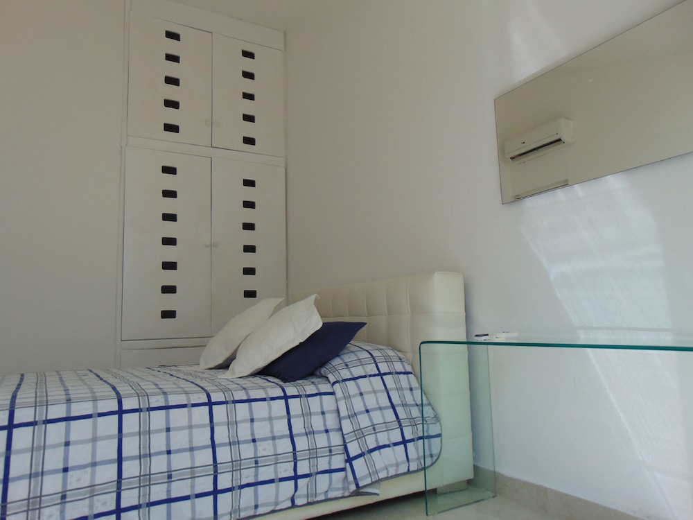 Departamentos Villas Capdeviel 22/62