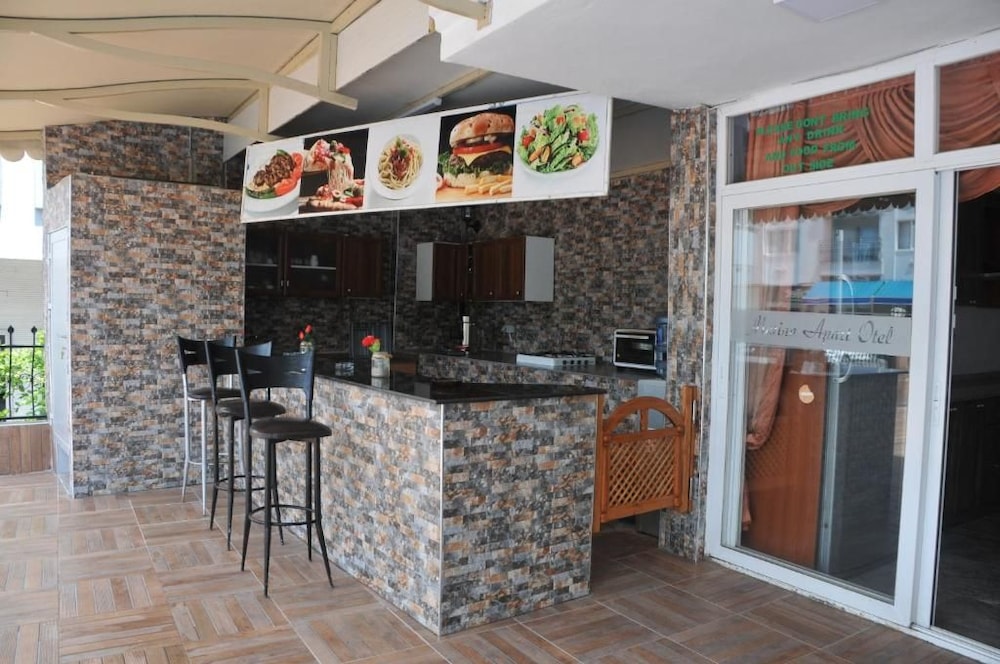 Marina Apart Hotel 38/48