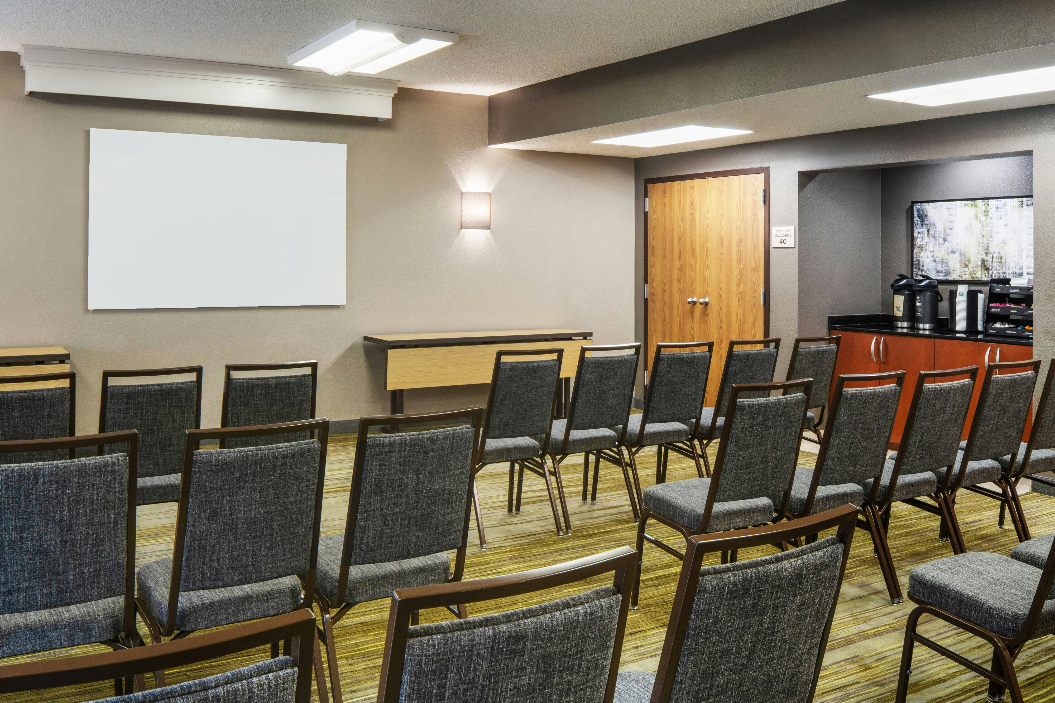 Courtyard by Marriott Jacksonville at the Mayo Clinic Campus/Beaches 35/43
