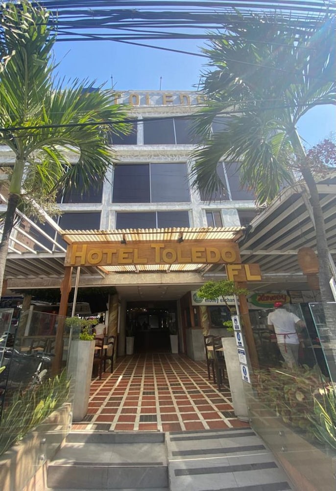 Hotel Toledo 3/36