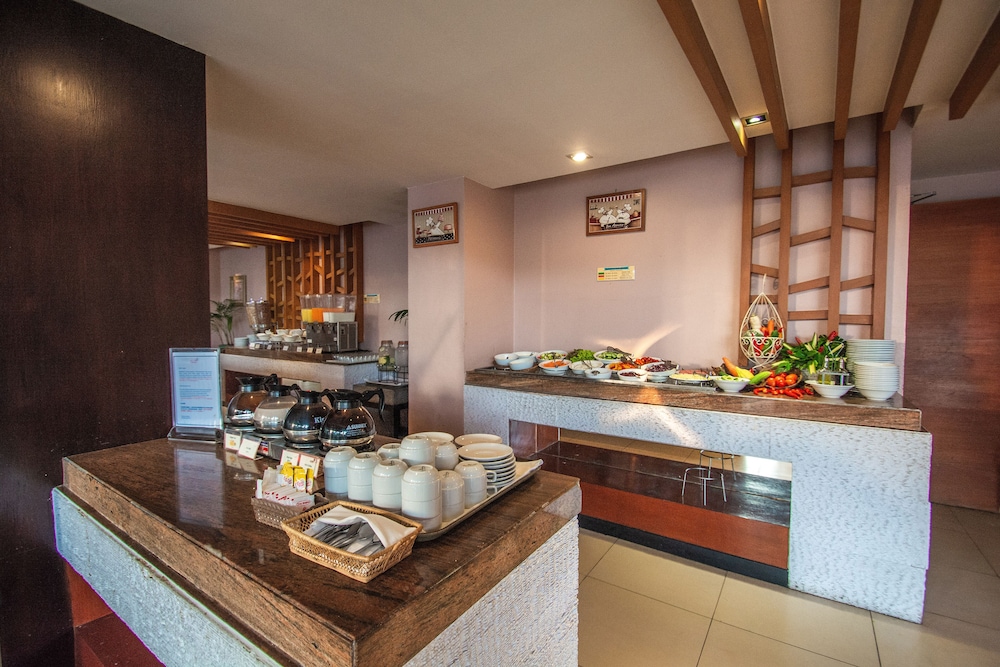 Peach Blossom Resort 33/50
