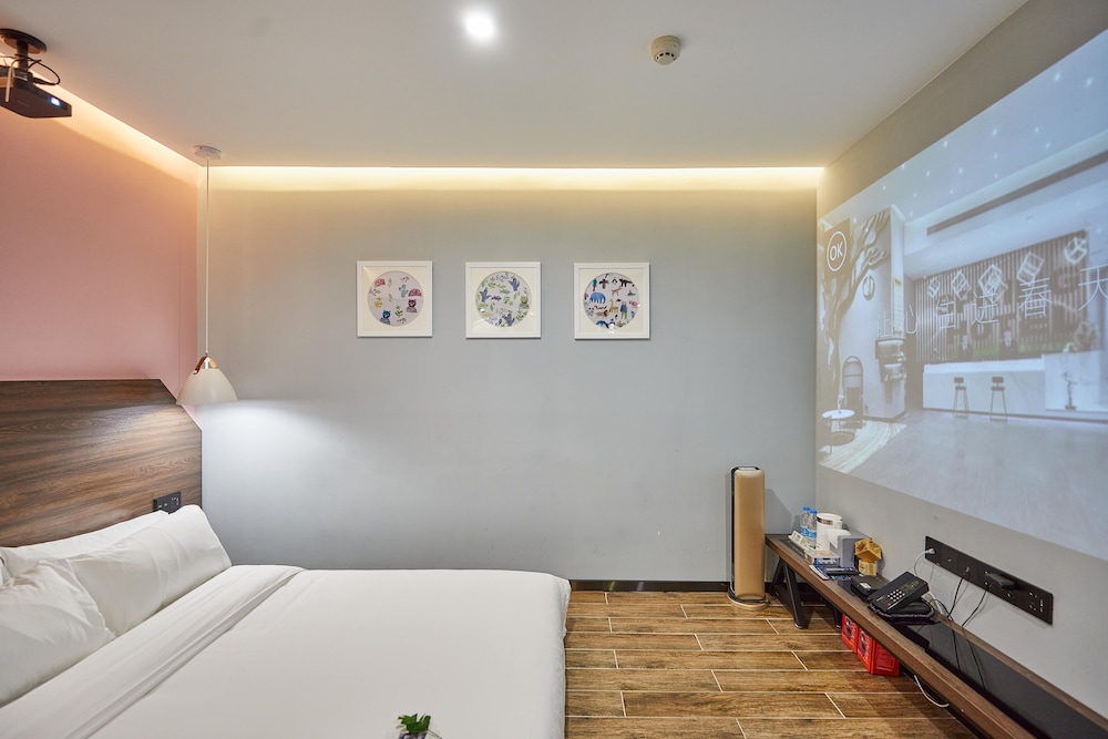 Elite, Futon Bed