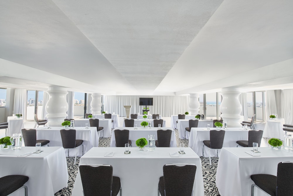 Mondrian South Beach 56/64