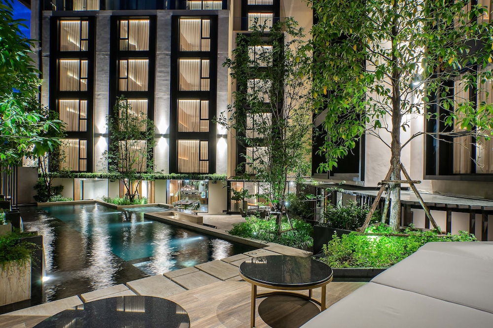 Gardina Asoke Hotel & Residence 23/49
