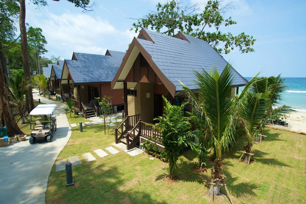 Tunamaya Beach and Spa Resort 69/69