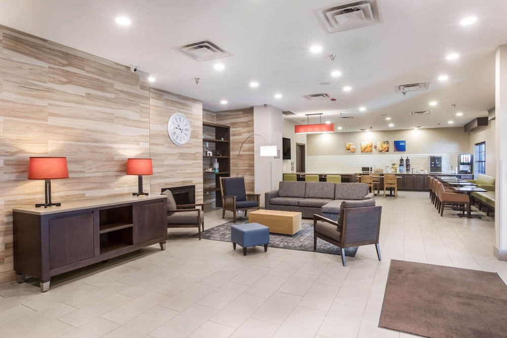 Comfort Inn & Suites Fairburn - Atlanta Southwest 8/45