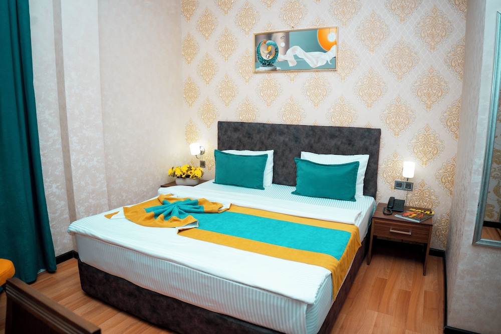 NEMI HOTEL 20/50