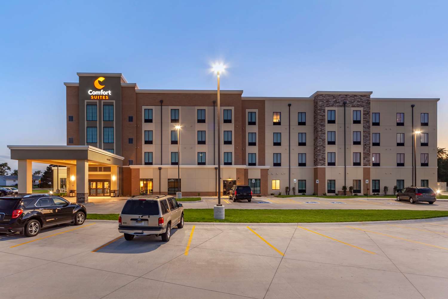 Comfort Suites Grand Island South 15/20