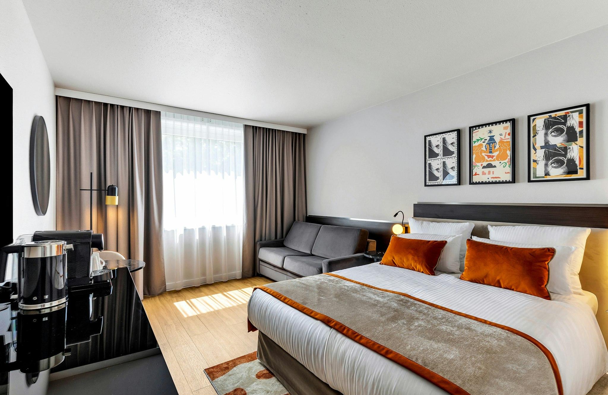 Family, Double Bed, Sofa